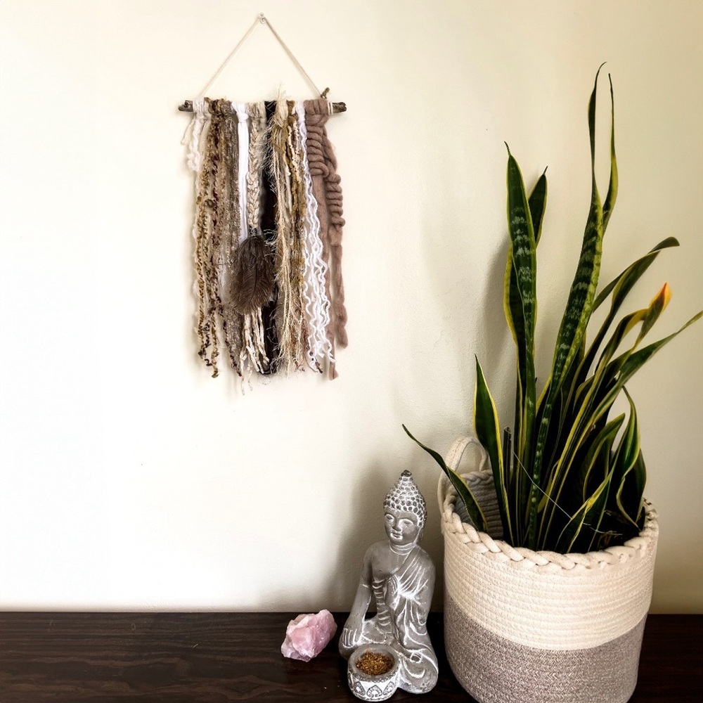 HANDMADE Boho Inspired Fibre Wall Hanging
Macrame Home Decor Art Fabric Wool